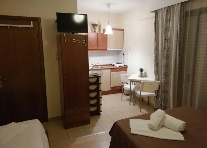 Sea Side Economou 3*