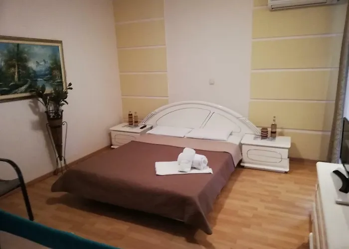 Sea Side Economou 3*