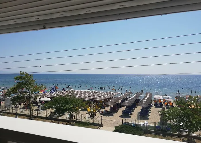 Sea Side Economou 3*